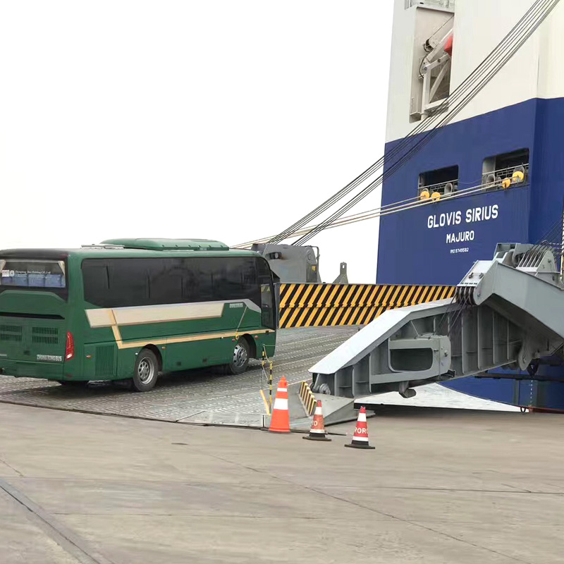 Roll-on ship